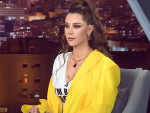 كارلا حداد تدخل القفص الذهبي بعد طلاقها بـ أشهر وتطبع القبلة الأولى على شفاه عريسها!