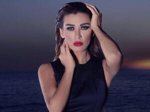 نادين الراسي تحتفل بعيد ميلادها بالبكيني وبأحضان خطيبها..والجمهور يهاجمها ويتهمها بالفسق!