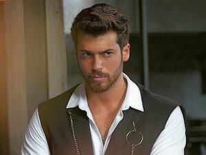 Can Yaman Is Back To the Topless Game .. the Best Way To Say Goodbye To Summer! (Picture)