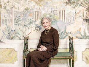 Lady Yvonne Sursock Cochrane (Twitter)