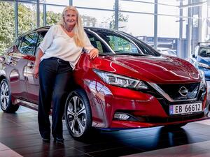 نيسان تحتفل بإنتاج سيارة ليف الـ500 ألف 