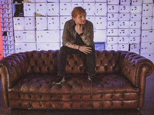 Spinning Man consists of various love songs