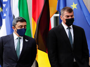 الإمارات تطلب من إسرائيل فتح سفارتين في البلدين في أقرب وقت