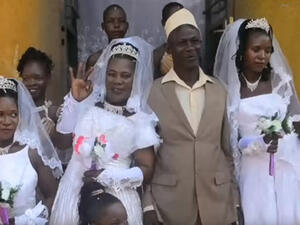 متزوج ثلاث- تعبيرية