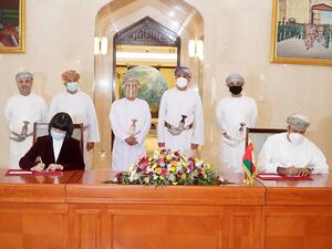 Oman Post Launches New Stamp Celebrating  Forty Years of Friendship With China 