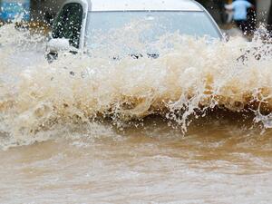 العاصفة "آليكس"