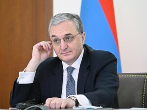 وزير خارجية أرمينيا زوهراب مناتساكانيان