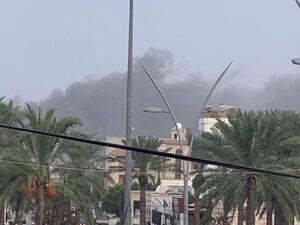 الانفجار تسبب في تناثر عدد من القذائف على الأحياء المدنية 