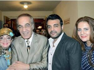 عمرو محمود ياسين يكشف السبب الحقيقي لوفاة والده