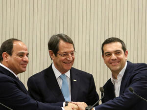 قمة ثلاثية بين مصر، وقبرص، واليونان