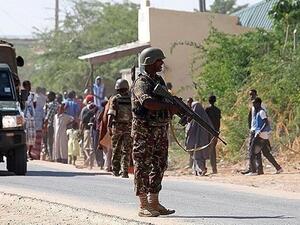 تقاتل حركة الشباب منذ 2008 للإطاحة بالحكومة الصومالية المركزية المعترف بها دوليا