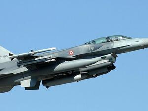 مقاتلة تركية