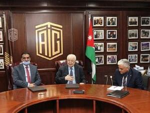 اتفاق تعاون بين أبوغزاله العالمية واتحاد الأكاديميين والعلماء العرب