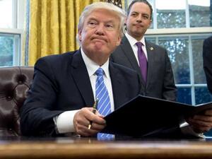 أعلن الرئيس دونالد ترمب الفوز على المرشح الديمقراطي جو بايدن في انتخابات الرئاسة