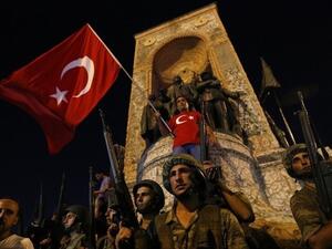 تركيا تحكم بالسجن المؤبد على متهمين في محاولة انقلاب 2016