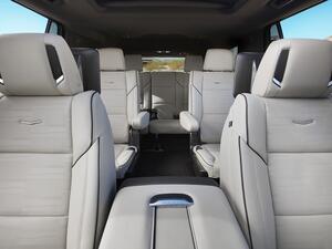 ’كاديلاك إسكاليد‘ الأيقونية للعام 2021 تصل إلى الشرق الأوسط ترسي المعايير الجديدة ضمن فئة مركبات الـSUV الفخمة