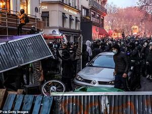 The new law would criminalise the publication of images of on-duty police officers with the intent of harming their 'physical or psychological integrity'. (AFP/File)