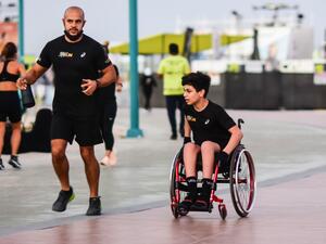 The teen, who is wheelchair-bound, was one of the first few to reach Kites Beach at around 5am to take part in the Dubai Run. (Twitter)