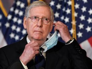 السناتور ميتش ماكونيل