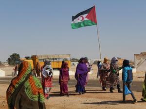 وأعلنت شركة الطيران الوطنية الإسرائيلية "العال" أنها تستعد لفتح رحلات مباشرة مع المغرب.