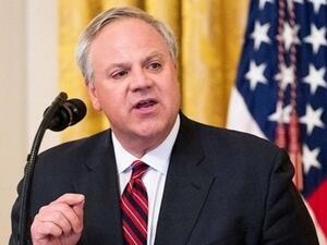  المتحدث نيكولاس غودوين 