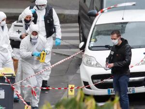 اتهام 4 باكستانيين بالتورط بهجوم أمام مقر سابق لشارلي إيبدو