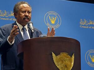 Sudan's Prime Minister Abdalla Hamdok gives a press conference in Khartoum on December 14, 2020. ASHRAF SHAZLY / AFP