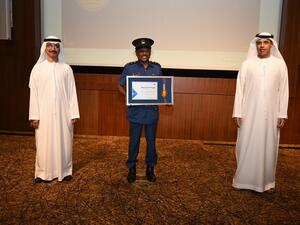 Dubai Customs Honours Long-Serving Employees 