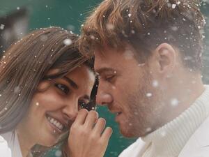  Kerem Bürsin and Hande Erçel Ends 2020 with a STUNNING Photoshoot.. Check Out the Full Interview