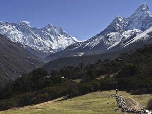 Nepal (AFP/Roberto Schmidt)