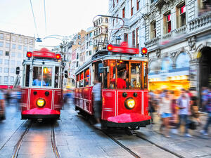 Istanbul Taksim  (Shutterstock)	