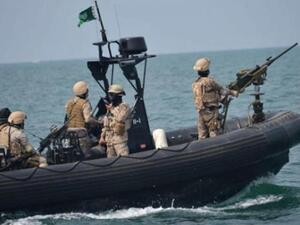 قارب للبحرية السعودية