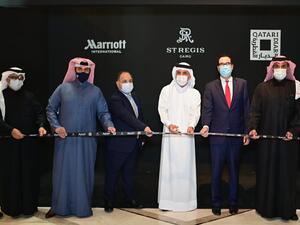 وزيرا المالية القطري والمصري يفتتحان فندقا بالقاهرة