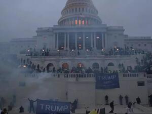 الولايات المتحدة: وفاة امرأة متأثرة بجروحها بعد إصابتها بالرصاص خلال اقتحام مبنى الكابيتول