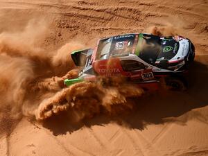 Al-Rajhi had other ideas, and with the benefit of his experienced co-driver Dirk Von Zitzewitz, an 18-Dakar veteran, he took command around 100km out. (Photo: AFP)