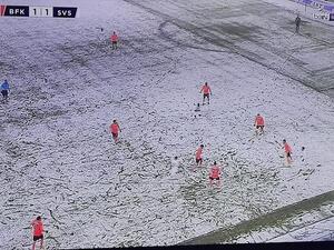 Players for Turkish side Sivasspor became almost invisible in match vs Istanbul Basaksehir. (Twitter)
