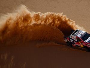 العطية يتألق مجدداً