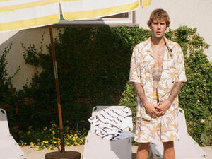 Justin Bieber shuts down reports he is studying to become a minister 