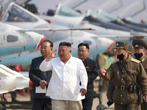 الزعيم الكوري الشمالي كيم جونغ أون 