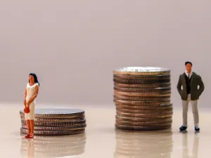 How Does Gender Discrimination Hinder Arab Women's Progress In The Workplace?