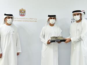 الطاقة والبنية التحتية والاتحاد للقطارات توقعان اتفاقية بشأن تصاريح السلامة للسكك الحديدية في المرحلة الثانية من المشروع