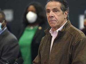 عمدة نيويورك لم يتحرش مباشرة