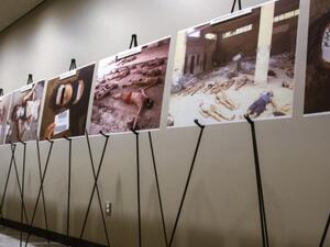 يهدف القانون إلى الضغط السياسي والاقتصادي على الحكومة السورية