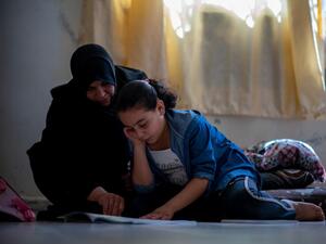 كان الأردن مضيفًا كريمًا للاجئين السوريين على مدى عقد من الزمان وبمساعدة المجتمع الدولي