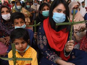One million COVID vaccine doses to arrive to Pakistan