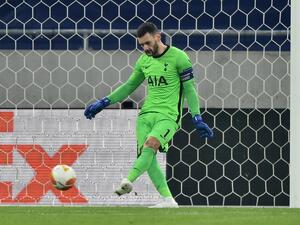 Tottenham keeper touted for Old Trafford switch (Photo: AFP)