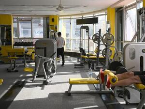   Fitness enthusiasts are seen working out in a gym in Amman in this photo taken prior to sports centres’ closures as part of government measures to stem the spread of the COVID pandemic (Photo: Amjad Ghsoun)