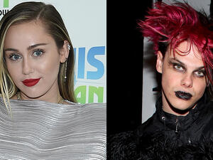 مايلي سايريس وينغ بلد