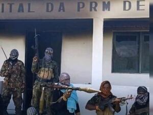 مقاتلون ينتمون لجماعات اسلامية