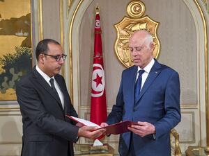 قيس بن سعيد والفخاخ